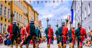 Men in oktoberfest